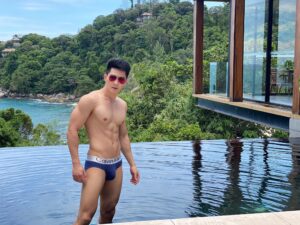 เกมส์ สถาพร นายแบบ