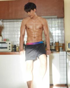 มาร์ค สรณ์ธรรศ twitter มาร์ค สรณ์ธรรศ Twitter