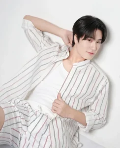 เจมีไนน์ นรวิชญ์ 02