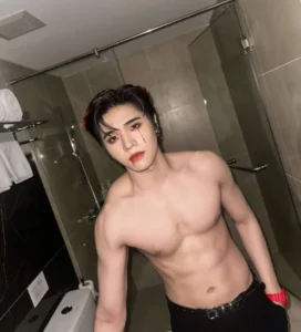 ท็อป ปิยวัฒน์ 09