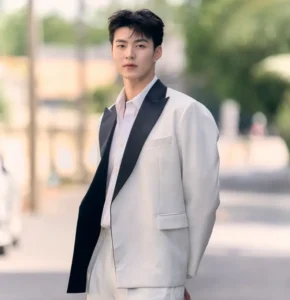 มีน นิชคุณ 18 มีน นิชคุณ 18