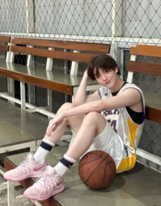 แทด ฐาปนาช 11