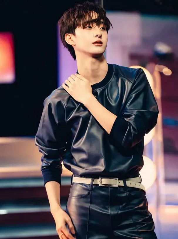 แทด ฐาปนา อายุ