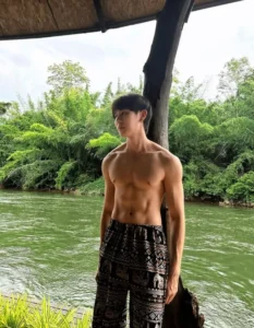 นัท ตรัยพัทธ์ 02