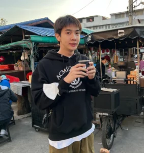 แม็กกี้ รชต 17